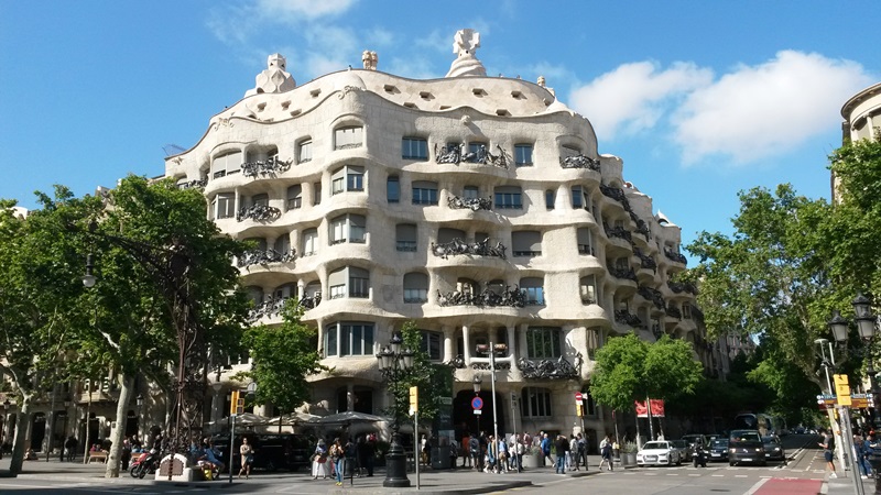 Casa Milà