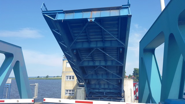 Zecheriner Klappbr�cke